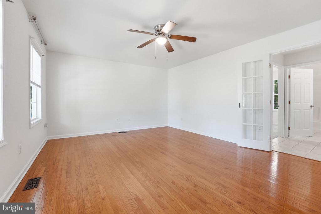 102 WAKEFIELD DR, LOCUST GROVE, Virginia 22508, 4 Bedrooms Bedrooms, ,3 BathroomsBathrooms,Residential,102 WAKEFIELD DR,VAOR2014532 MLS # VAOR2014532 102 WAKEFIELD DR, LOCUST GROVE, Virginia 22508, 4 Bedrooms Bedrooms, ,3 BathroomsBathrooms,Residential,102 WAKEFIELD DR,VAOR2014532 MLS # VAOR2014532