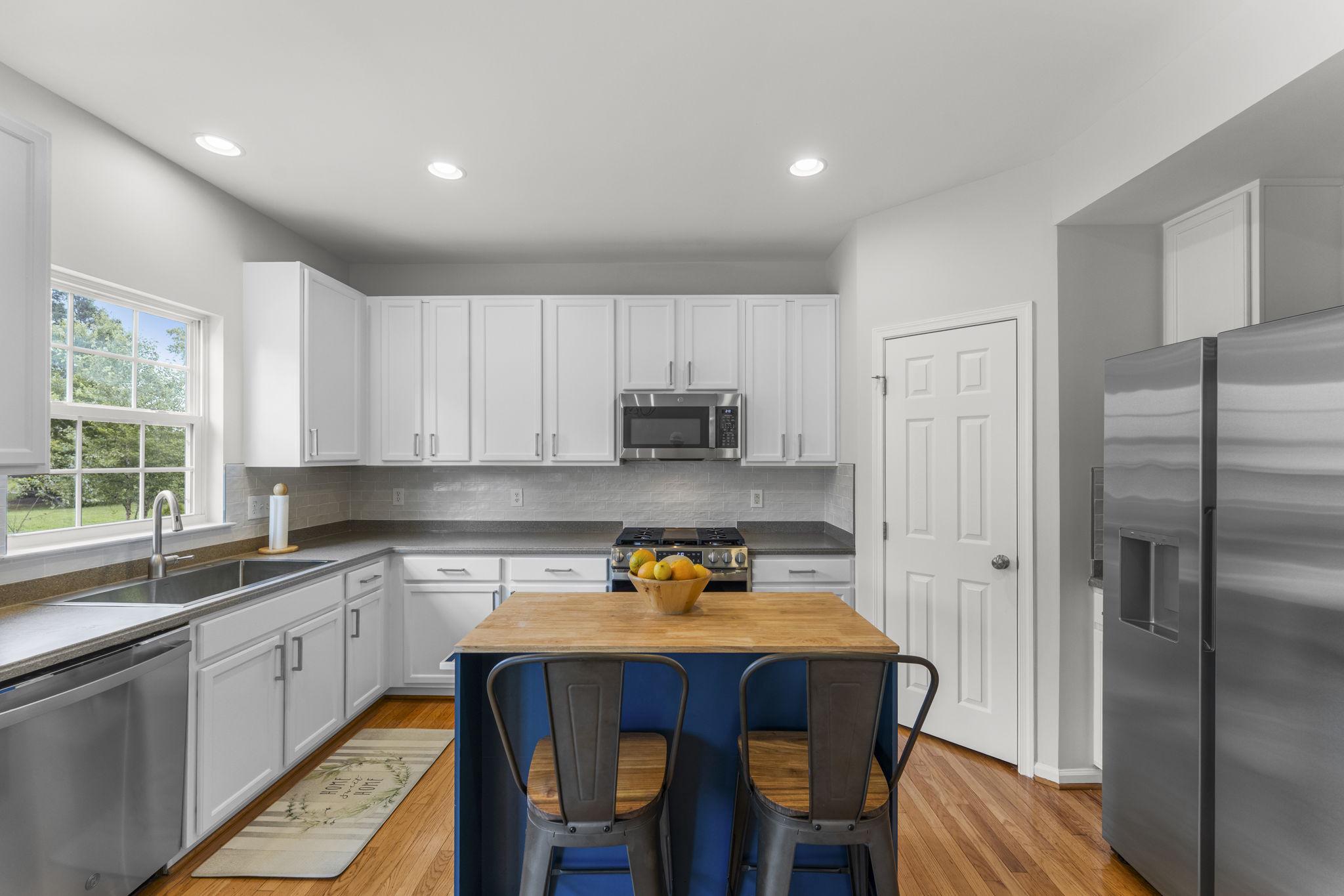 7334 LAKE WILLOW CT, WARRENTON, Virginia 20187, 3 Bedrooms Bedrooms, ,2 BathroomsBathrooms,Residential,7334 LAKE WILLOW CT,VAFQ2022774 MLS # VAFQ2022774 7334 LAKE WILLOW CT, WARRENTON, Virginia 20187, 3 Bedrooms Bedrooms, ,2 BathroomsBathrooms,Residential,7334 LAKE WILLOW CT,VAFQ2022774 MLS # VAFQ2022774