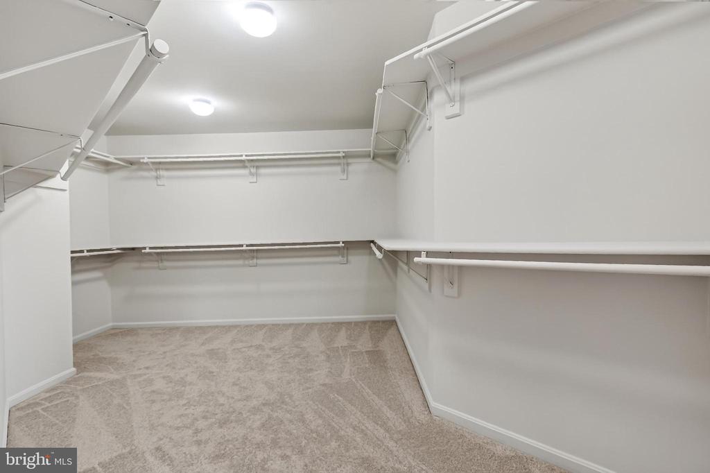 3582 DELL CT, WARRENTON, Virginia 20187, 4 Bedrooms Bedrooms, ,3 BathroomsBathrooms,Residential,3582 DELL CT,VAFQ2022808 MLS # VAFQ2022808 3582 DELL CT, WARRENTON, Virginia 20187, 4 Bedrooms Bedrooms, ,3 BathroomsBathrooms,Residential,3582 DELL CT,VAFQ2022808 MLS # VAFQ2022808