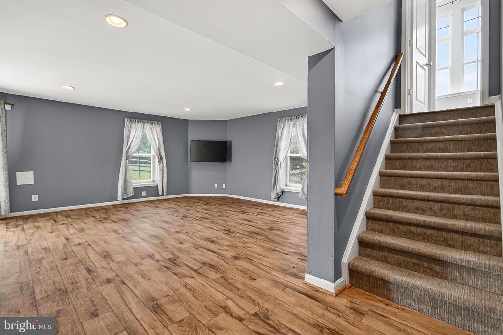 3582 DELL CT, WARRENTON, Virginia 20187, 4 Bedrooms Bedrooms, ,3 BathroomsBathrooms,Residential,3582 DELL CT,VAFQ2022808 MLS # VAFQ2022808 3582 DELL CT, WARRENTON, Virginia 20187, 4 Bedrooms Bedrooms, ,3 BathroomsBathrooms,Residential,3582 DELL CT,VAFQ2022808 MLS # VAFQ2022808