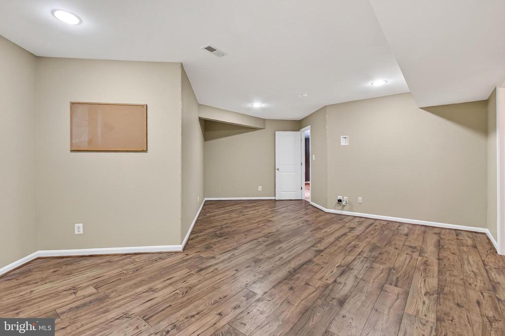 3582 DELL CT, WARRENTON, Virginia 20187, 4 Bedrooms Bedrooms, ,3 BathroomsBathrooms,Residential,3582 DELL CT,VAFQ2022808 MLS # VAFQ2022808 3582 DELL CT, WARRENTON, Virginia 20187, 4 Bedrooms Bedrooms, ,3 BathroomsBathrooms,Residential,3582 DELL CT,VAFQ2022808 MLS # VAFQ2022808