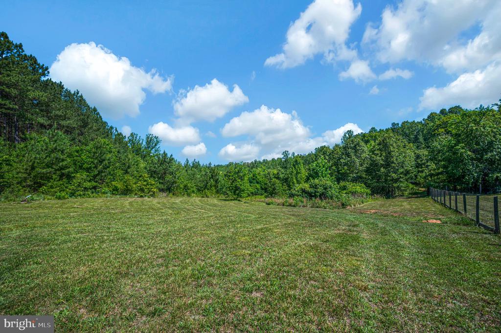 280 MAY LN, LOUISA, Virginia 23093, 4 Bedrooms Bedrooms, ,3 BathroomsBathrooms,Residential,280 MAY LN,VALA2010172 MLS # VALA2010172 280 MAY LN, LOUISA, Virginia 23093, 4 Bedrooms Bedrooms, ,3 BathroomsBathrooms,Residential,280 MAY LN,VALA2010172 MLS # VALA2010172