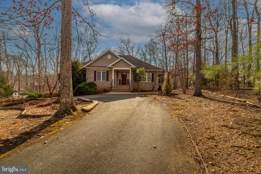 3 ALBANO CT, PALMYRA, Virginia 22963, 3 Bedrooms Bedrooms, ,3 BathroomsBathrooms,Residential,3 ALBANO CT,VAFN2000704 MLS # VAFN2000704