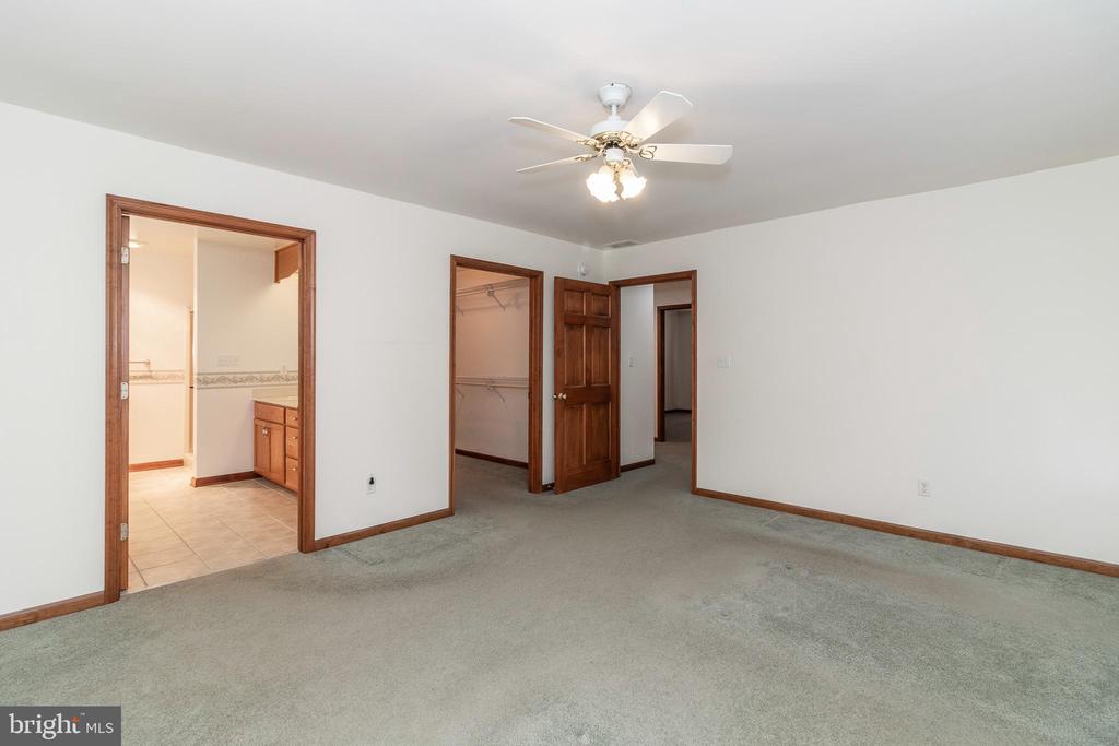 3 ALBANO CT, PALMYRA, Virginia 22963, 3 Bedrooms Bedrooms, ,3 BathroomsBathrooms,Residential,3 ALBANO CT,VAFN2000704 MLS # VAFN2000704
