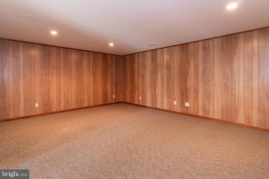 3 ALBANO CT, PALMYRA, Virginia 22963, 3 Bedrooms Bedrooms, ,3 BathroomsBathrooms,Residential,3 ALBANO CT,VAFN2000704 MLS # VAFN2000704