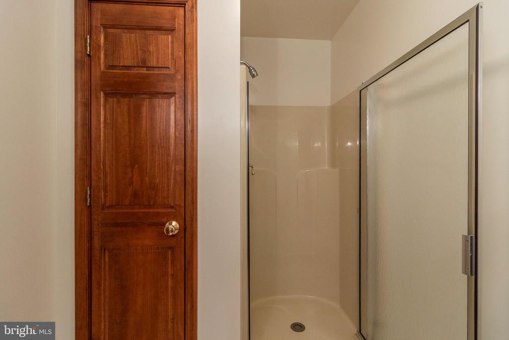 3 ALBANO CT, PALMYRA, Virginia 22963, 3 Bedrooms Bedrooms, ,3 BathroomsBathrooms,Residential,3 ALBANO CT,VAFN2000704 MLS # VAFN2000704