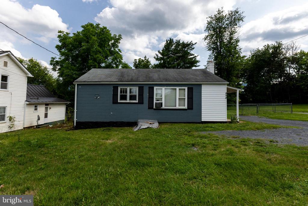 494 CHAPEL RD, STANLEY, Virginia 22851, 2 Bedrooms Bedrooms, ,1 BathroomBathrooms,Residential,494 CHAPEL RD,VAPA2006614 MLS # VAPA2006614