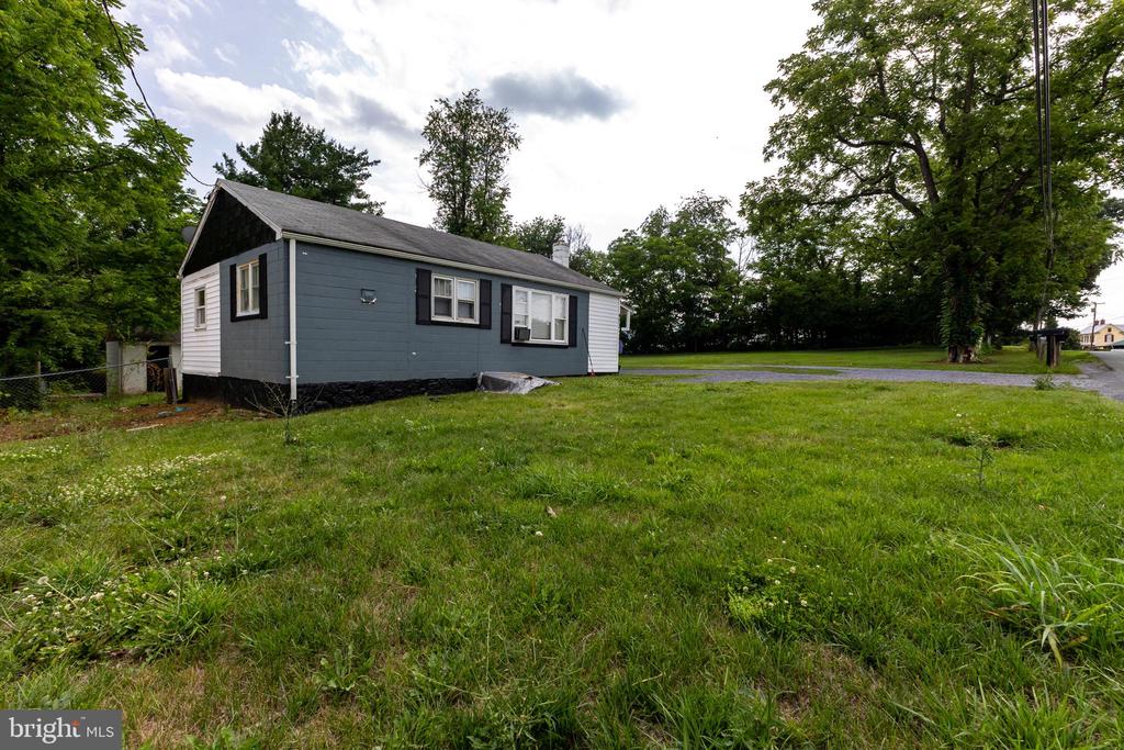 494 CHAPEL RD, STANLEY, Virginia 22851, 2 Bedrooms Bedrooms, ,1 BathroomBathrooms,Residential,494 CHAPEL RD,VAPA2006614 MLS # VAPA2006614