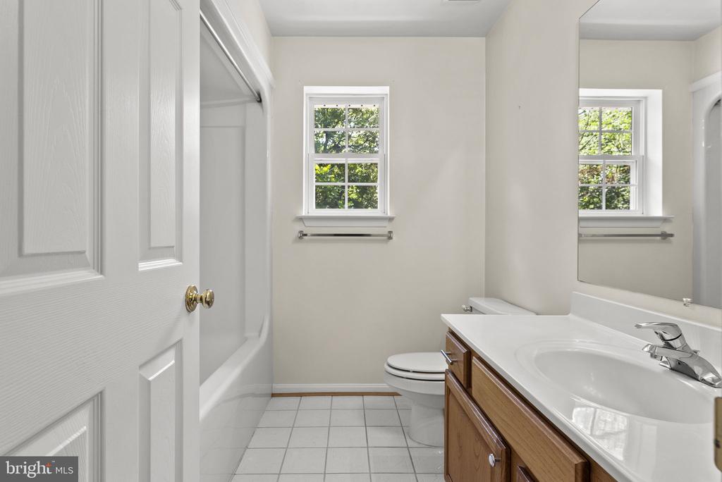 10275 MOUNTAIN RUN LAKE RD, CULPEPER, Virginia 22701, 3 Bedrooms Bedrooms, ,3 BathroomsBathrooms,Residential,10275 MOUNTAIN RUN LAKE RD,VACU2014250 MLS # VACU2014250 10275 MOUNTAIN RUN LAKE RD, CULPEPER, Virginia 22701, 3 Bedrooms Bedrooms, ,3 BathroomsBathrooms,Residential,10275 MOUNTAIN RUN LAKE RD,VACU2014250 MLS # VACU2014250