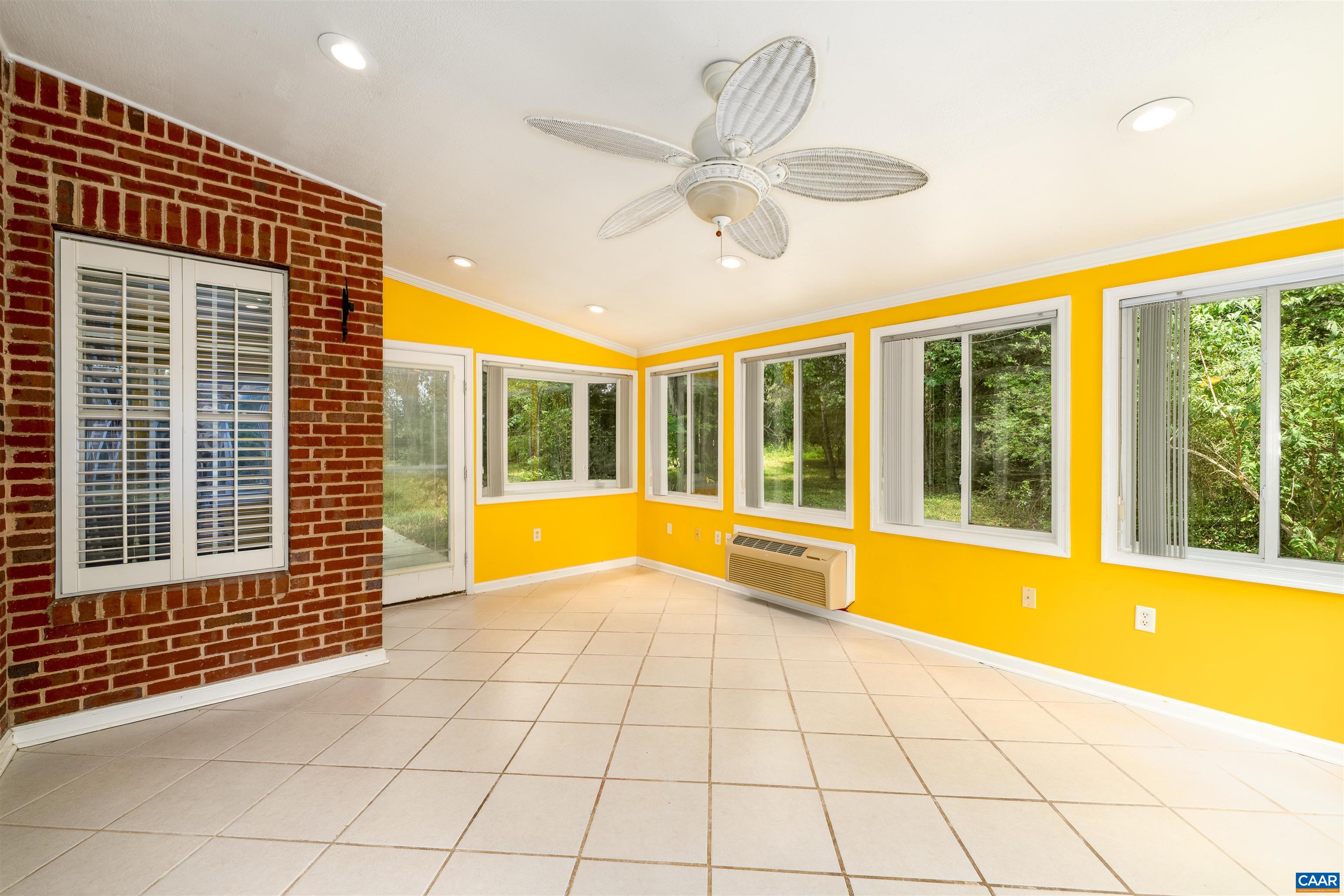 219 DUKE ST, GORDONSVILLE, Virginia 22942, 2 Bedrooms Bedrooms, ,2 BathroomsBathrooms,Residential,219 DUKE ST,678125 MLS # 678125 219 DUKE ST, GORDONSVILLE, Virginia 22942, 2 Bedrooms Bedrooms, ,2 BathroomsBathrooms,Residential,219 DUKE ST,678125 MLS # 678125