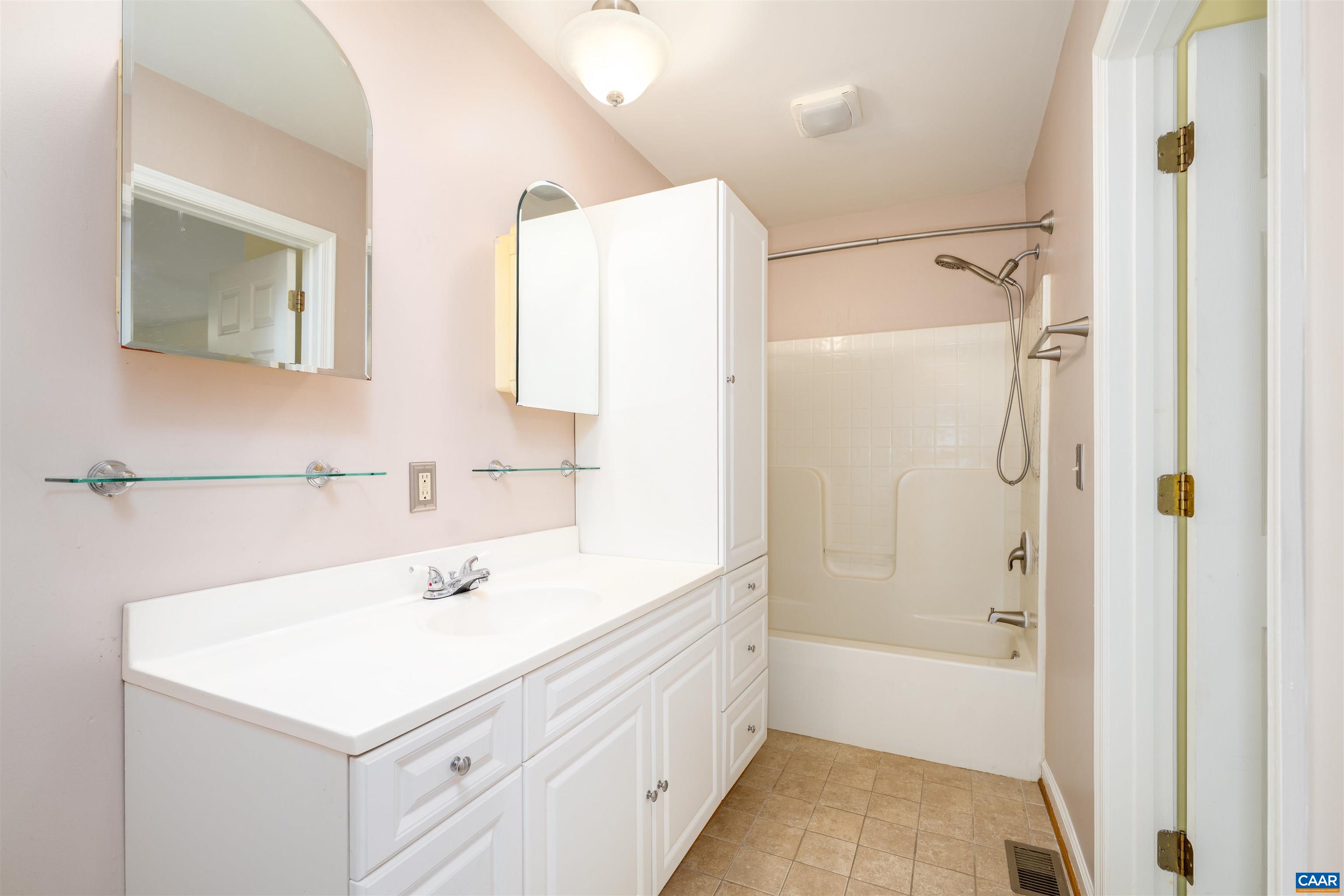 219 DUKE ST, GORDONSVILLE, Virginia 22942, 2 Bedrooms Bedrooms, ,2 BathroomsBathrooms,Residential,219 DUKE ST,678125 MLS # 678125 219 DUKE ST, GORDONSVILLE, Virginia 22942, 2 Bedrooms Bedrooms, ,2 BathroomsBathrooms,Residential,219 DUKE ST,678125 MLS # 678125