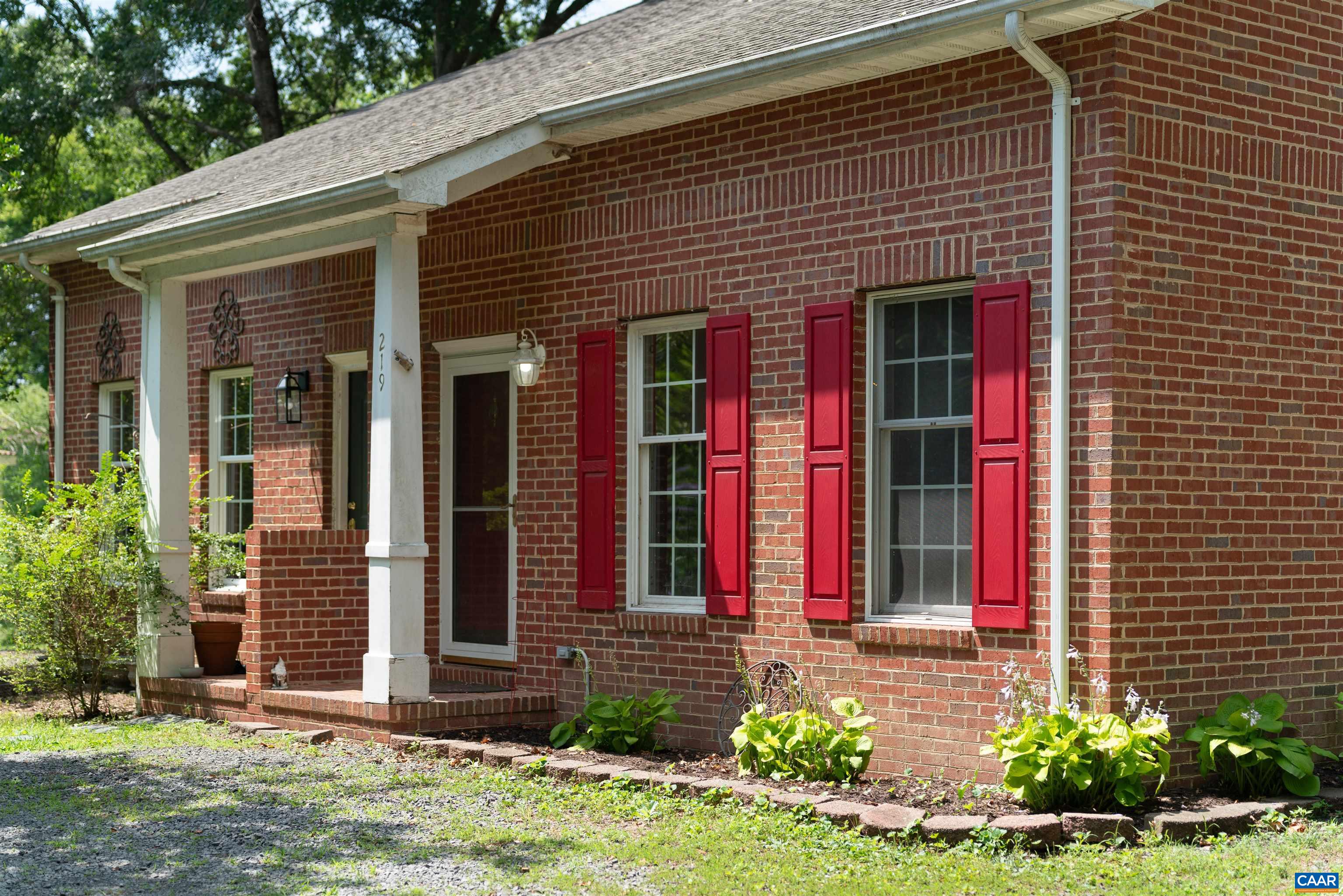 219 DUKE ST, GORDONSVILLE, Virginia 22942, 2 Bedrooms Bedrooms, ,2 BathroomsBathrooms,Residential,219 DUKE ST,678125 MLS # 678125 219 DUKE ST, GORDONSVILLE, Virginia 22942, 2 Bedrooms Bedrooms, ,2 BathroomsBathrooms,Residential,219 DUKE ST,678125 MLS # 678125