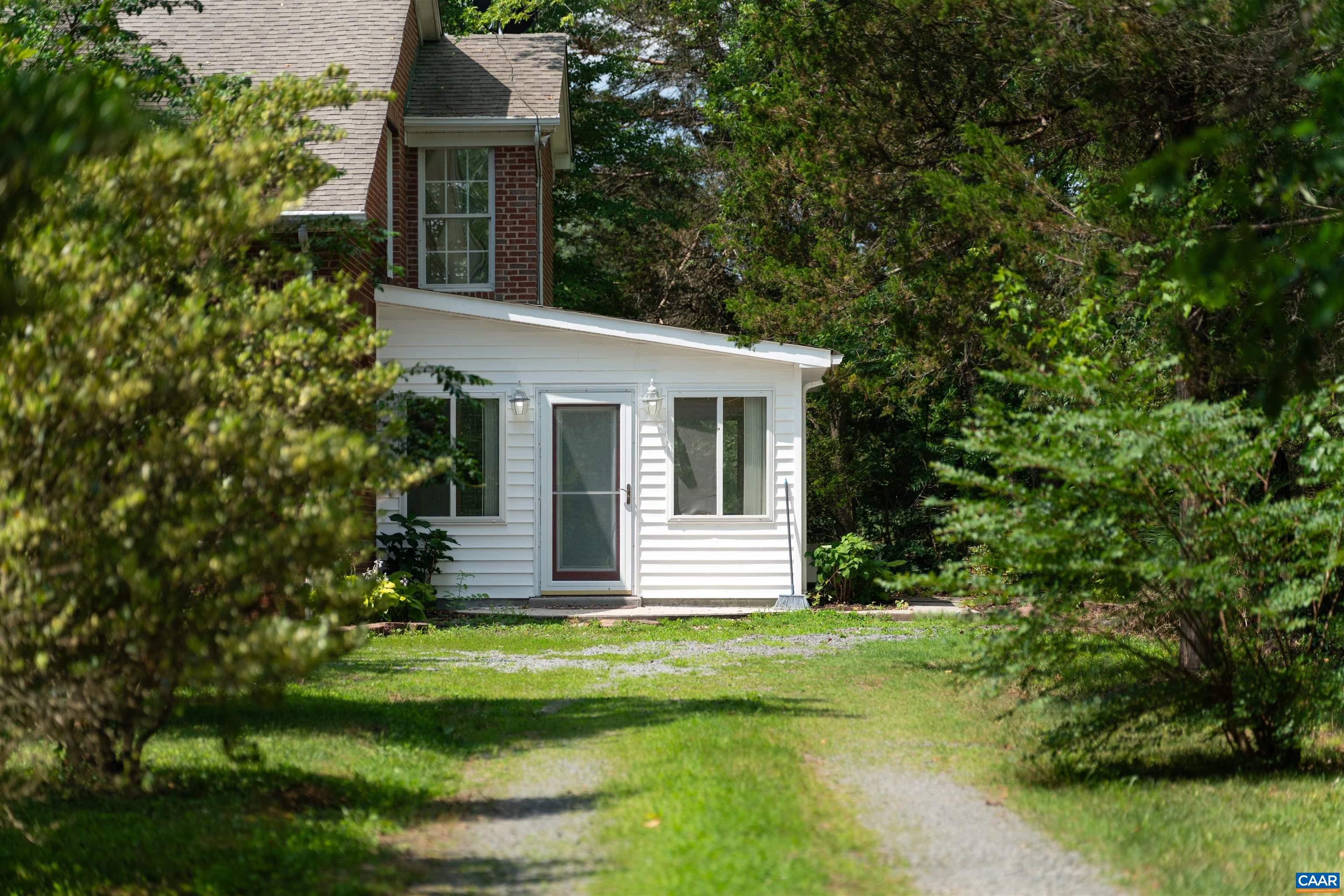 219 DUKE ST, GORDONSVILLE, Virginia 22942, 2 Bedrooms Bedrooms, ,2 BathroomsBathrooms,Residential,219 DUKE ST,678125 MLS # 678125 219 DUKE ST, GORDONSVILLE, Virginia 22942, 2 Bedrooms Bedrooms, ,2 BathroomsBathrooms,Residential,219 DUKE ST,678125 MLS # 678125