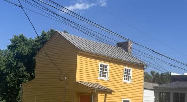 9 N JEFFERSON ST, STAUNTON, Virginia 24401, 2 Bedrooms Bedrooms, ,2 BathroomsBathrooms,Residential,9 N JEFFERSON ST,679092 MLS # 679092