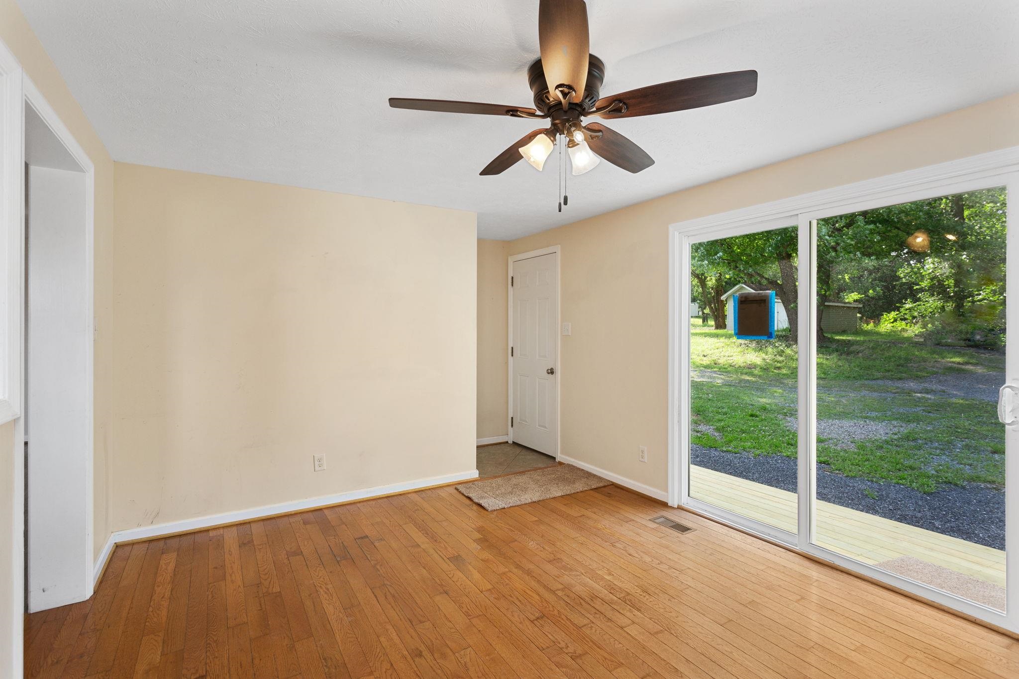 1919 RIDGE RD, NEW MARKET, Virginia 22844, 3 Bedrooms Bedrooms, ,2 BathroomsBathrooms,Residential,1919 RIDGE RD,679095 MLS # 679095