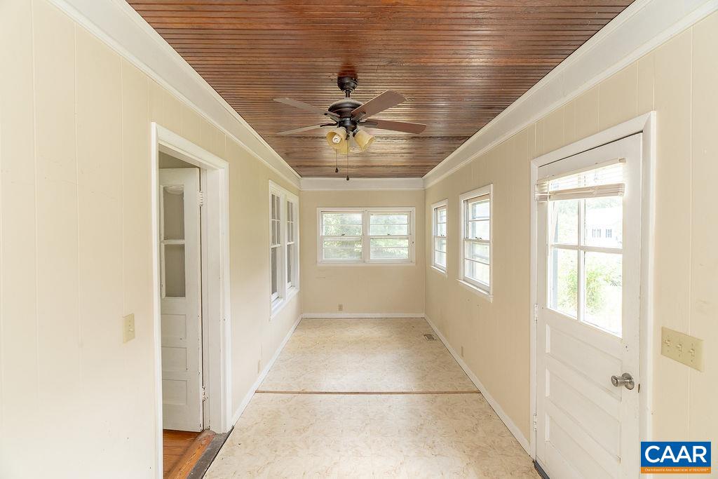 1893 WEST RIVER RD, SCOTTSVILLE, Virginia 24590, 3 Bedrooms Bedrooms, ,1 BathroomBathrooms,Residential,1893 WEST RIVER RD,679100 MLS # 679100