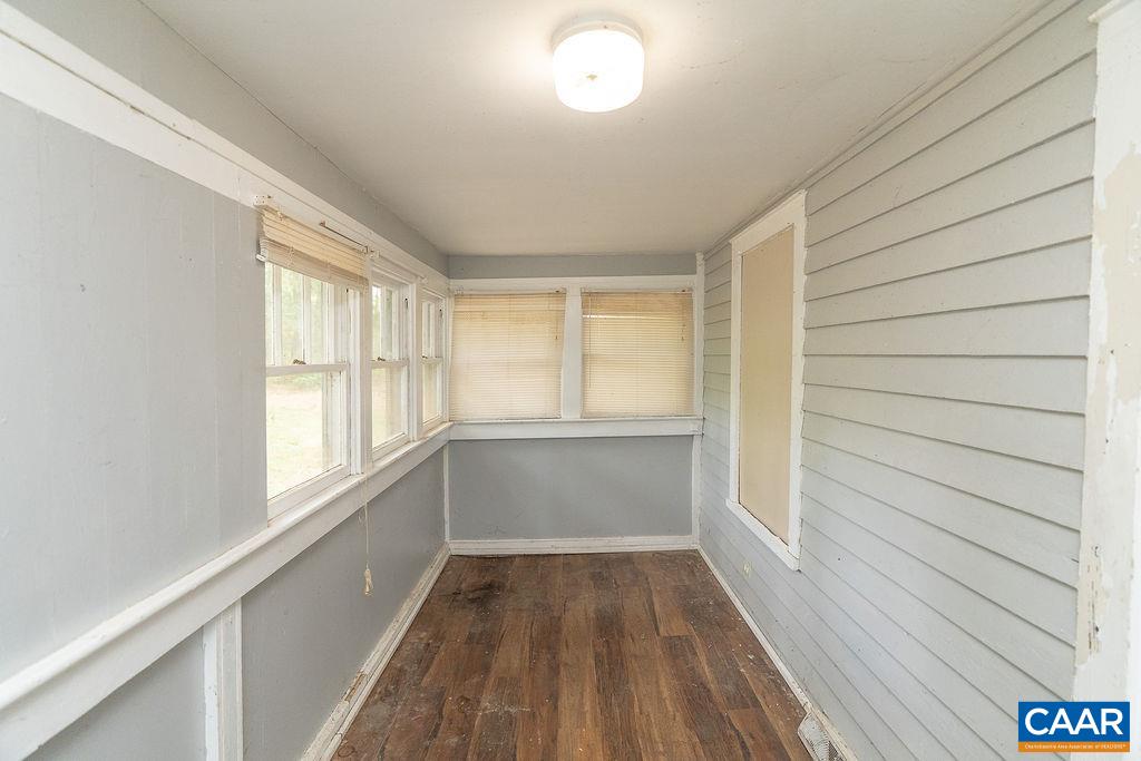1893 WEST RIVER RD, SCOTTSVILLE, Virginia 24590, 3 Bedrooms Bedrooms, ,1 BathroomBathrooms,Residential,1893 WEST RIVER RD,679100 MLS # 679100