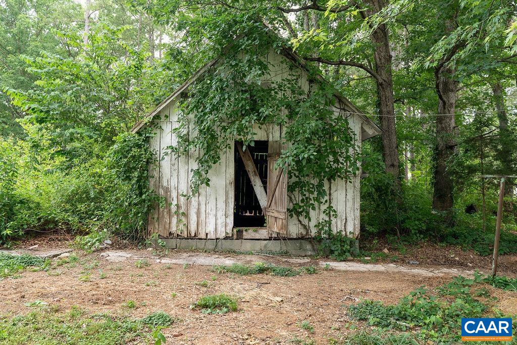 1893 WEST RIVER RD, SCOTTSVILLE, Virginia 24590, 3 Bedrooms Bedrooms, ,1 BathroomBathrooms,Residential,1893 WEST RIVER RD,679100 MLS # 679100