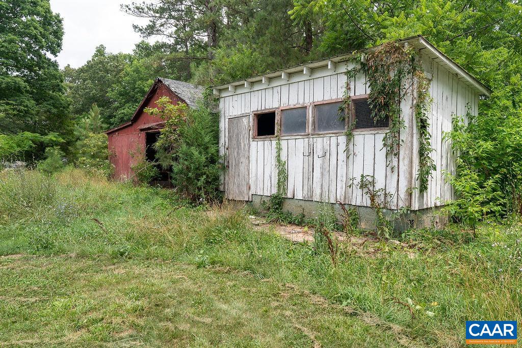 1893 WEST RIVER RD, SCOTTSVILLE, Virginia 24590, 3 Bedrooms Bedrooms, ,1 BathroomBathrooms,Residential,1893 WEST RIVER RD,679100 MLS # 679100