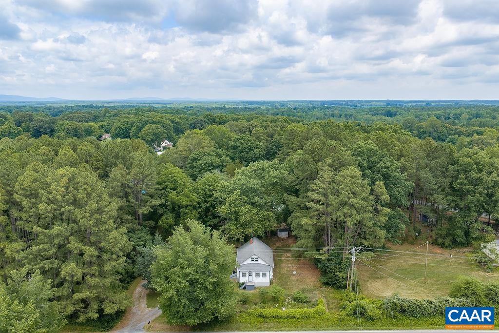 1893 WEST RIVER RD, SCOTTSVILLE, Virginia 24590, 3 Bedrooms Bedrooms, ,1 BathroomBathrooms,Residential,1893 WEST RIVER RD,679100 MLS # 679100