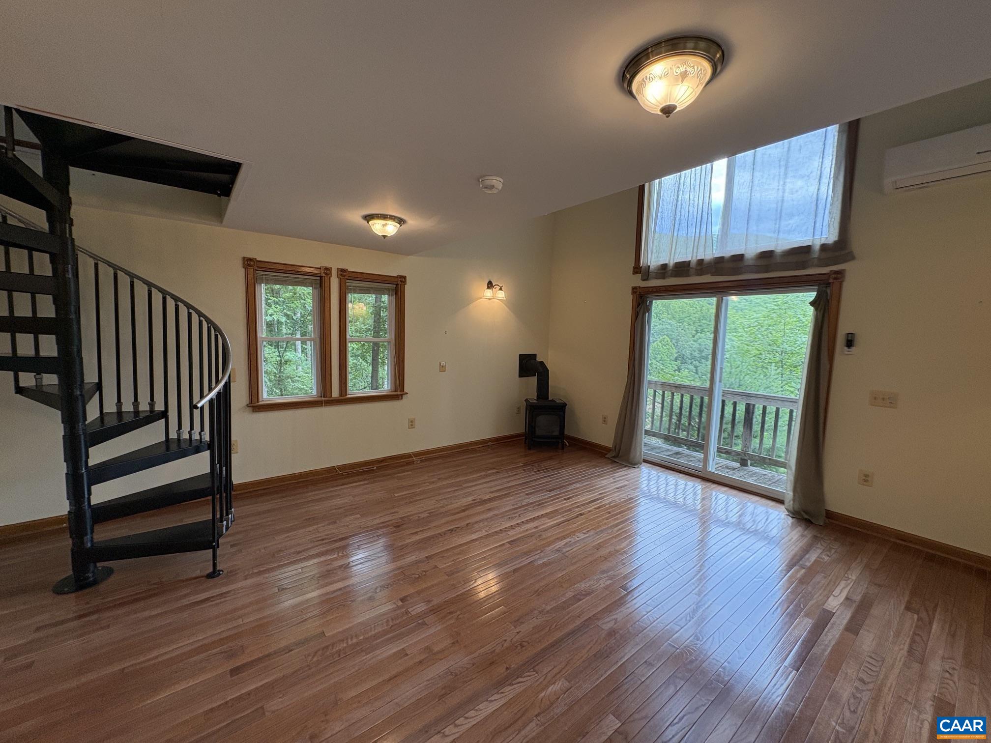 4893 WEAKLEY HOLLOW RD, SYRIA, Virginia 22743, 2 Bedrooms Bedrooms, ,2 BathroomsBathrooms,Residential,191 Birch Gate Lane,4893 WEAKLEY HOLLOW RD,679101 MLS # 679101 4893 WEAKLEY HOLLOW RD, SYRIA, Virginia 22743, 2 Bedrooms Bedrooms, ,2 BathroomsBathrooms,Residential,191 Birch Gate Lane,4893 WEAKLEY HOLLOW RD,679101 MLS # 679101