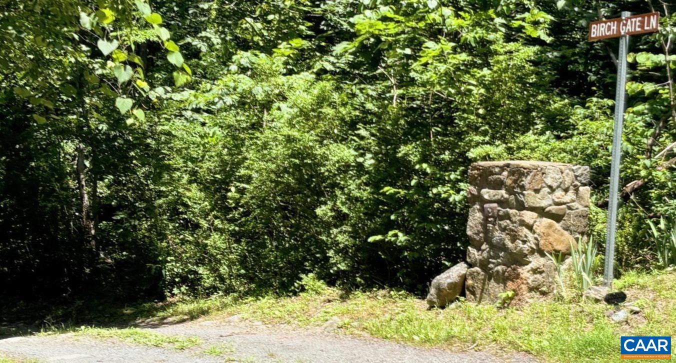 4893 WEAKLEY HOLLOW RD, SYRIA, Virginia 22743, 2 Bedrooms Bedrooms, ,2 BathroomsBathrooms,Residential,191 Birch Gate Lane,4893 WEAKLEY HOLLOW RD,679101 MLS # 679101 4893 WEAKLEY HOLLOW RD, SYRIA, Virginia 22743, 2 Bedrooms Bedrooms, ,2 BathroomsBathrooms,Residential,191 Birch Gate Lane,4893 WEAKLEY HOLLOW RD,679101 MLS # 679101
