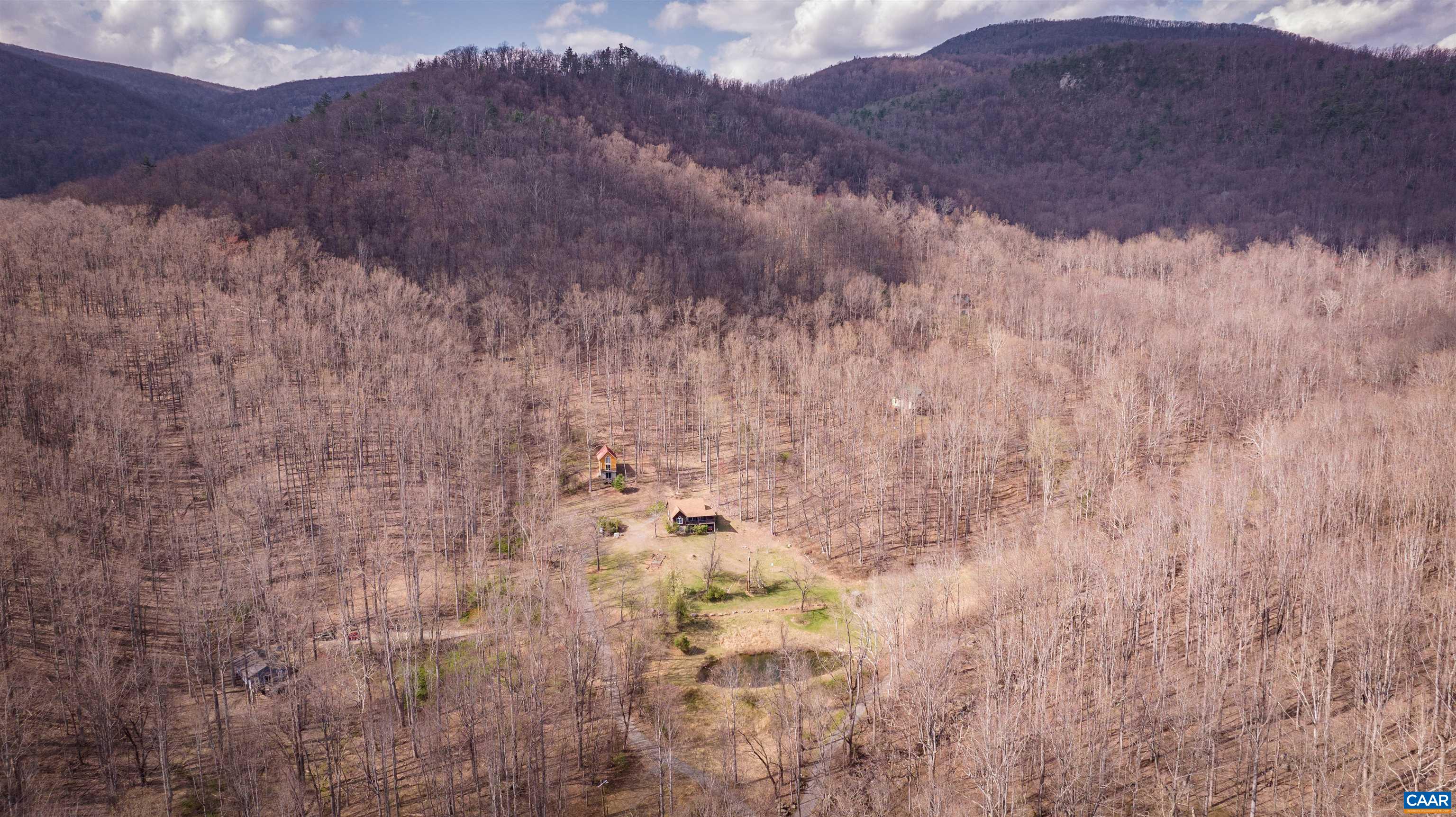 4893 WEAKLEY HOLLOW RD, SYRIA, Virginia 22743, 2 Bedrooms Bedrooms, ,2 BathroomsBathrooms,Residential,191 Birch Gate Lane,4893 WEAKLEY HOLLOW RD,679101 MLS # 679101 4893 WEAKLEY HOLLOW RD, SYRIA, Virginia 22743, 2 Bedrooms Bedrooms, ,2 BathroomsBathrooms,Residential,191 Birch Gate Lane,4893 WEAKLEY HOLLOW RD,679101 MLS # 679101