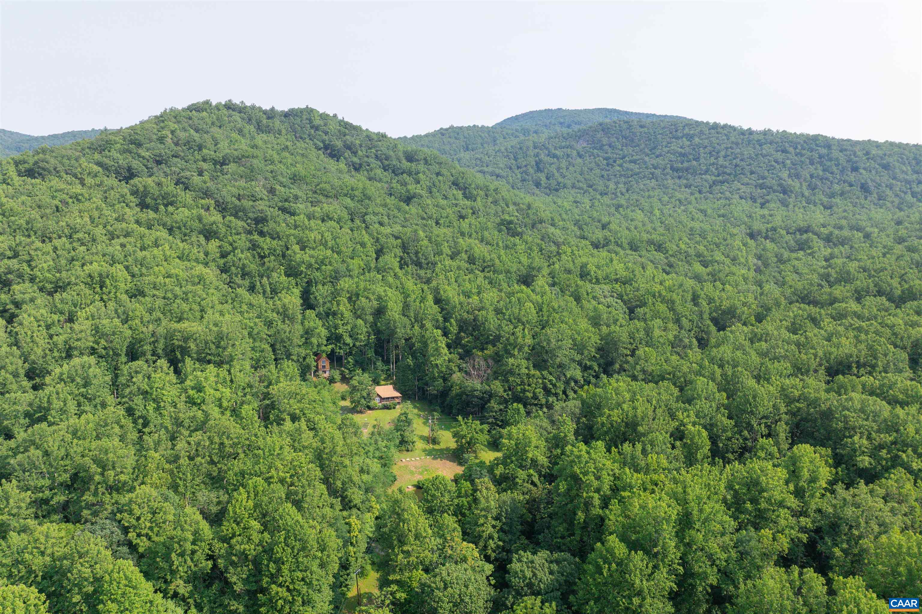 4893 WEAKLEY HOLLOW RD, SYRIA, Virginia 22743, 2 Bedrooms Bedrooms, ,2 BathroomsBathrooms,Residential,191 Birch Gate Lane,4893 WEAKLEY HOLLOW RD,679101 MLS # 679101 4893 WEAKLEY HOLLOW RD, SYRIA, Virginia 22743, 2 Bedrooms Bedrooms, ,2 BathroomsBathrooms,Residential,191 Birch Gate Lane,4893 WEAKLEY HOLLOW RD,679101 MLS # 679101