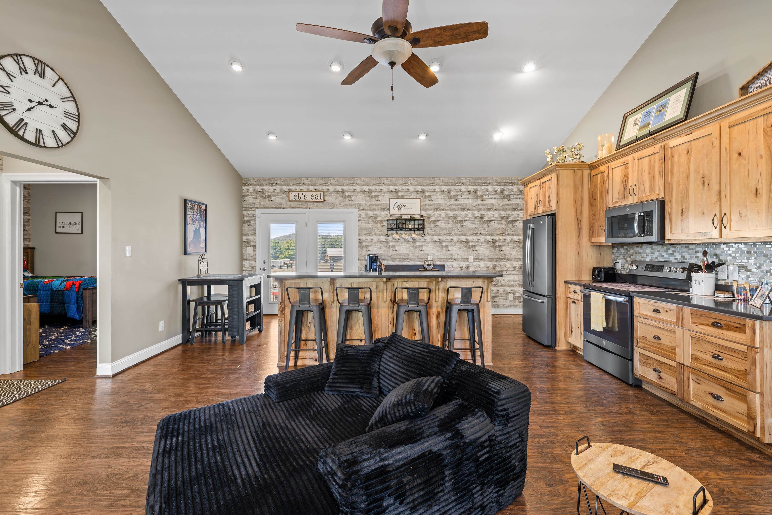 520 KYGERS HILL RD, LEXINGTON, Virginia 24450, 3 Bedrooms Bedrooms, ,2 BathroomsBathrooms,Residential,520 KYGERS HILL RD,679113 MLS # 679113 520 KYGERS HILL RD, LEXINGTON, Virginia 24450, 3 Bedrooms Bedrooms, ,2 BathroomsBathrooms,Residential,520 KYGERS HILL RD,679113 MLS # 679113