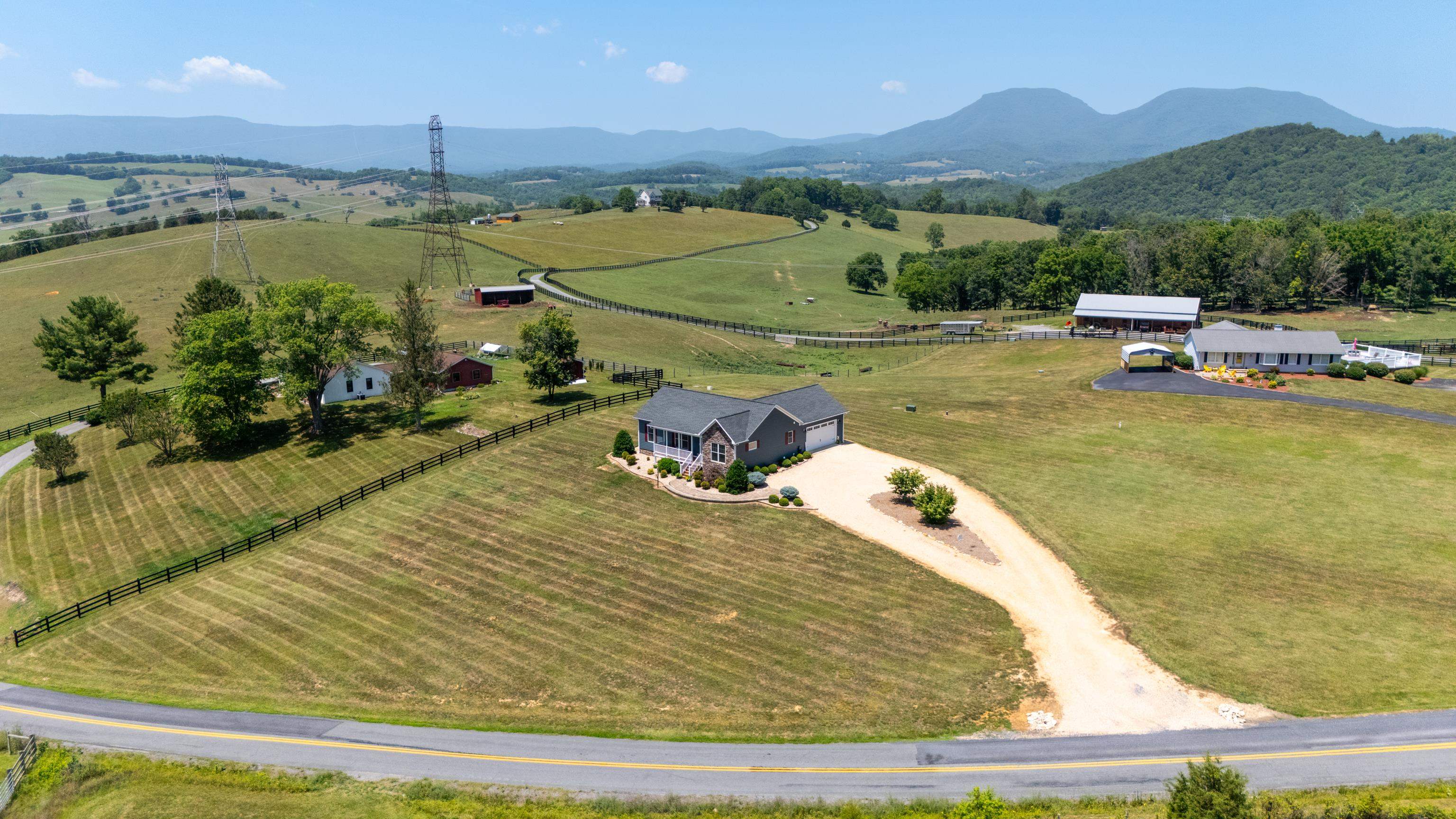 520 KYGERS HILL RD, LEXINGTON, Virginia 24450, 3 Bedrooms Bedrooms, ,2 BathroomsBathrooms,Residential,520 KYGERS HILL RD,679113 MLS # 679113 520 KYGERS HILL RD, LEXINGTON, Virginia 24450, 3 Bedrooms Bedrooms, ,2 BathroomsBathrooms,Residential,520 KYGERS HILL RD,679113 MLS # 679113