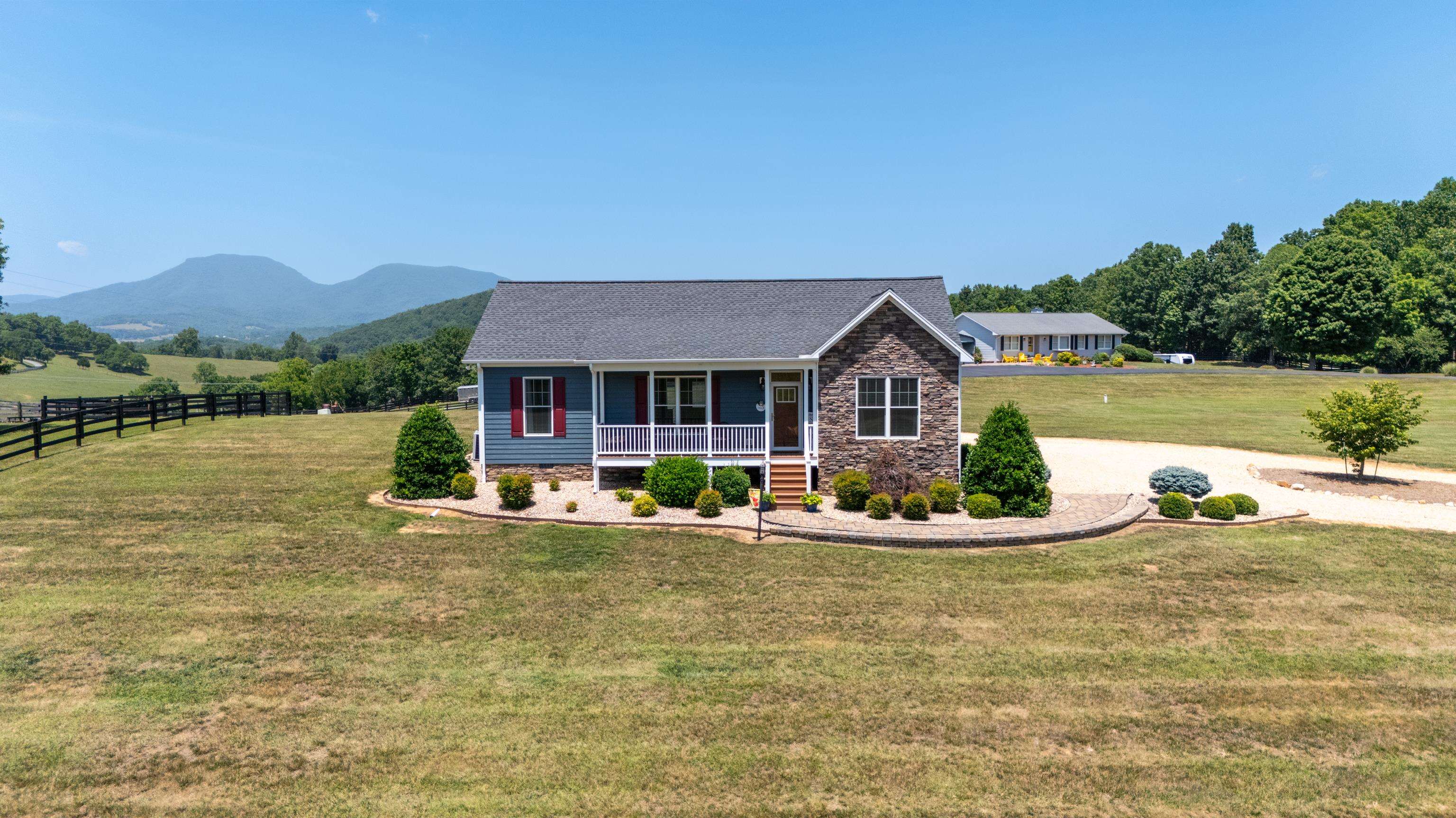 520 KYGERS HILL RD, LEXINGTON, Virginia 24450, 3 Bedrooms Bedrooms, ,2 BathroomsBathrooms,Residential,520 KYGERS HILL RD,679113 MLS # 679113 520 KYGERS HILL RD, LEXINGTON, Virginia 24450, 3 Bedrooms Bedrooms, ,2 BathroomsBathrooms,Residential,520 KYGERS HILL RD,679113 MLS # 679113