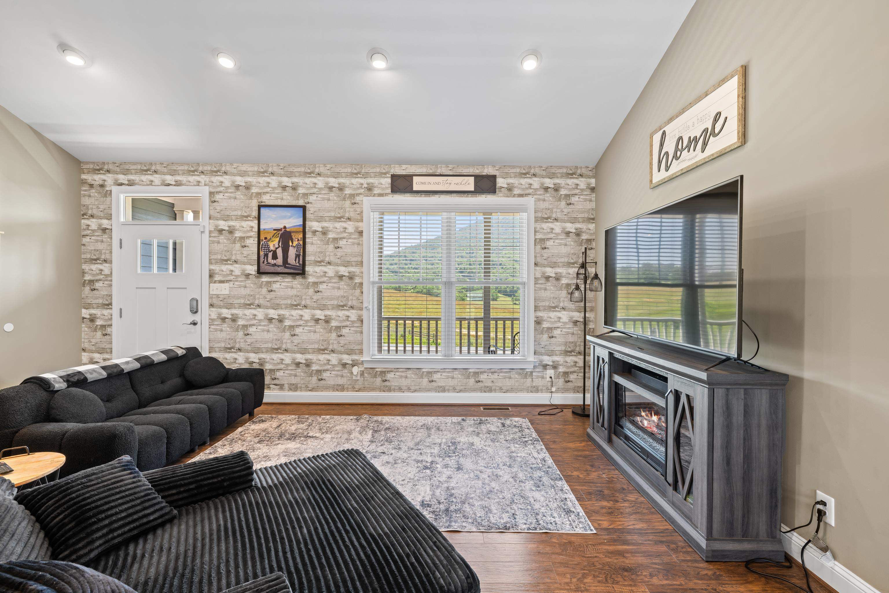 520 KYGERS HILL RD, LEXINGTON, Virginia 24450, 3 Bedrooms Bedrooms, ,2 BathroomsBathrooms,Residential,520 KYGERS HILL RD,679113 MLS # 679113 520 KYGERS HILL RD, LEXINGTON, Virginia 24450, 3 Bedrooms Bedrooms, ,2 BathroomsBathrooms,Residential,520 KYGERS HILL RD,679113 MLS # 679113