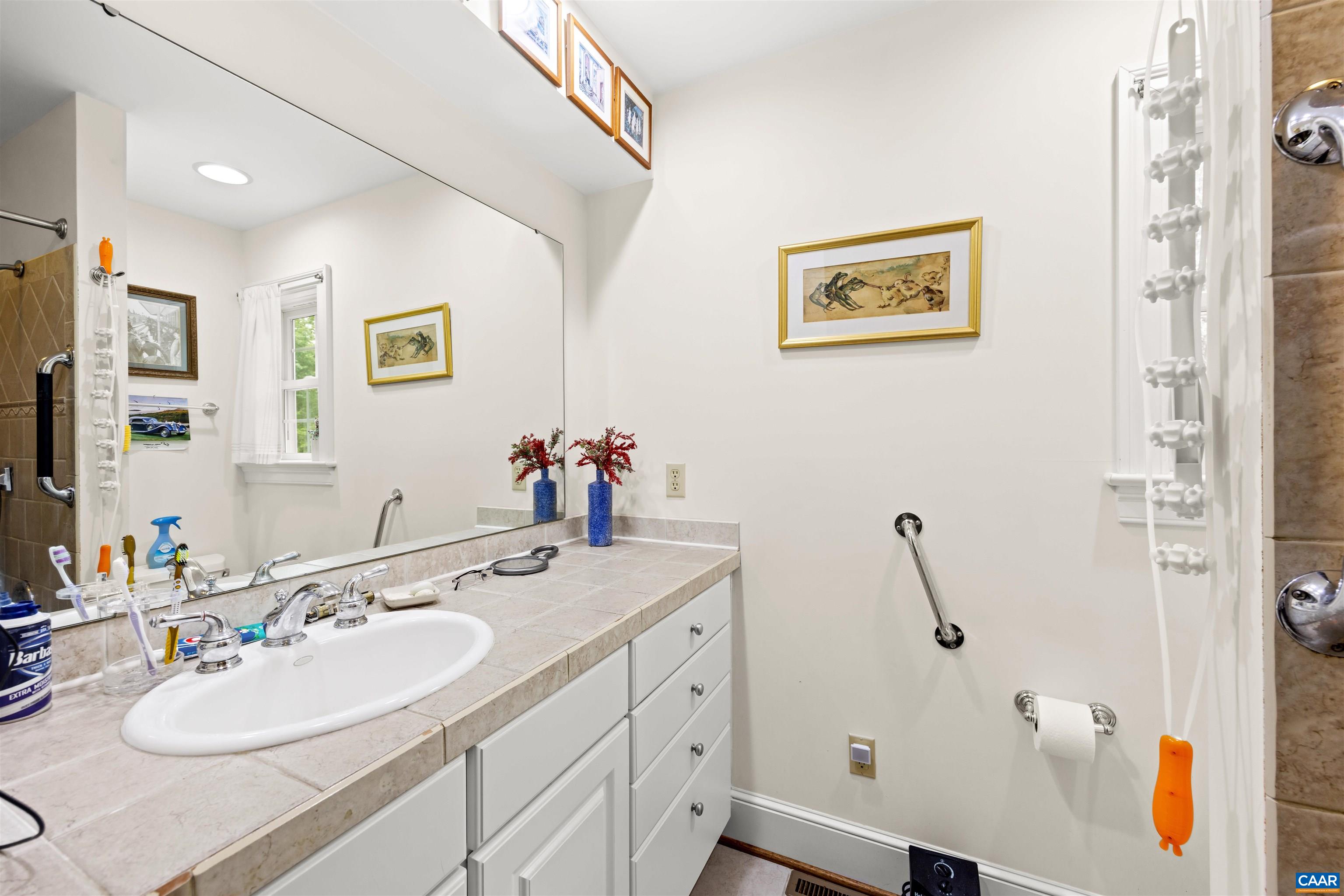 363 BRIDGEPORT RD, SCOTTSVILLE, Virginia 24590, 2 Bedrooms Bedrooms, ,2 BathroomsBathrooms,Residential,Home Sweet Home,363 BRIDGEPORT RD,679120 MLS # 679120 363 BRIDGEPORT RD, SCOTTSVILLE, Virginia 24590, 2 Bedrooms Bedrooms, ,2 BathroomsBathrooms,Residential,Home Sweet Home,363 BRIDGEPORT RD,679120 MLS # 679120