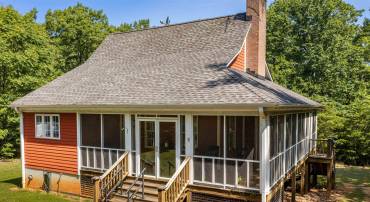 363 BRIDGEPORT RD, SCOTTSVILLE, Virginia 24590, 2 Bedrooms Bedrooms, ,2 BathroomsBathrooms,Residential,Home Sweet Home,363 BRIDGEPORT RD,679120 MLS # 679120