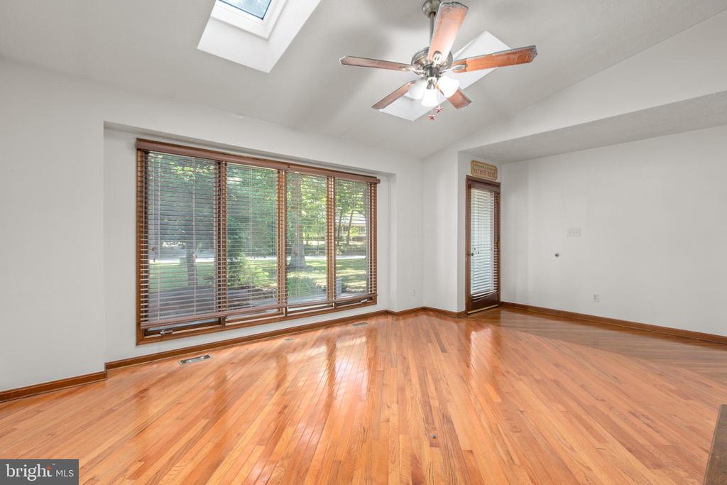 6906 ASPEN LN, SPOTSYLVANIA, Virginia 22551, 3 Bedrooms Bedrooms, ,2 BathroomsBathrooms,Residential,6906 ASPEN LN,VASP2043024 MLS # VASP2043024