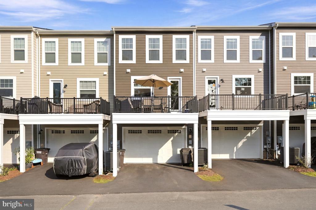 3582 STEPHENSONS HILL LN, MARSHALL, Virginia 20115, 3 Bedrooms Bedrooms, ,2 BathroomsBathrooms,Residential,3582 STEPHENSONS HILL LN,VAFQ2022804 MLS # VAFQ2022804