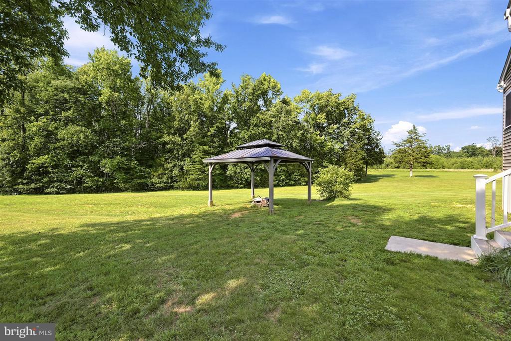 9820 PRATTS DR, FREDERICKSBURG, Virginia 22408, 8 Bedrooms Bedrooms, ,4 BathroomsBathrooms,Residential,9820 PRATTS DR,VASP2043324 MLS # VASP2043324