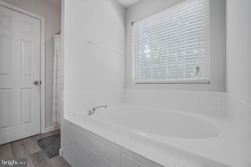 3909 LANCASTER RING RD, FREDERICKSBURG, Virginia 22408, 3 Bedrooms Bedrooms, ,2 BathroomsBathrooms,Residential,3909 LANCASTER RING RD,VASP2043332 MLS # VASP2043332 3909 LANCASTER RING RD, FREDERICKSBURG, Virginia 22408, 3 Bedrooms Bedrooms, ,2 BathroomsBathrooms,Residential,3909 LANCASTER RING RD,VASP2043332 MLS # VASP2043332