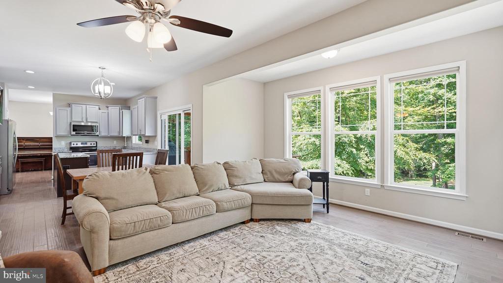 7728 PO RIVER DR, SPOTSYLVANIA, Virginia 22551, 4 Bedrooms Bedrooms, ,2 BathroomsBathrooms,Residential,7728 PO RIVER DR,VASP2043342 MLS # VASP2043342 7728 PO RIVER DR, SPOTSYLVANIA, Virginia 22551, 4 Bedrooms Bedrooms, ,2 BathroomsBathrooms,Residential,7728 PO RIVER DR,VASP2043342 MLS # VASP2043342