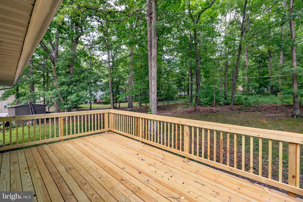 1105 LAKEVIEW PKWY, LOCUST GROVE, Virginia 22508, 3 Bedrooms Bedrooms, ,2 BathroomsBathrooms,Residential,1105 LAKEVIEW PKWY,VAOR2014546 MLS # VAOR2014546