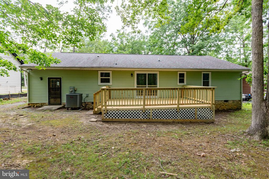 1105 LAKEVIEW PKWY, LOCUST GROVE, Virginia 22508, 3 Bedrooms Bedrooms, ,2 BathroomsBathrooms,Residential,1105 LAKEVIEW PKWY,VAOR2014546 MLS # VAOR2014546
