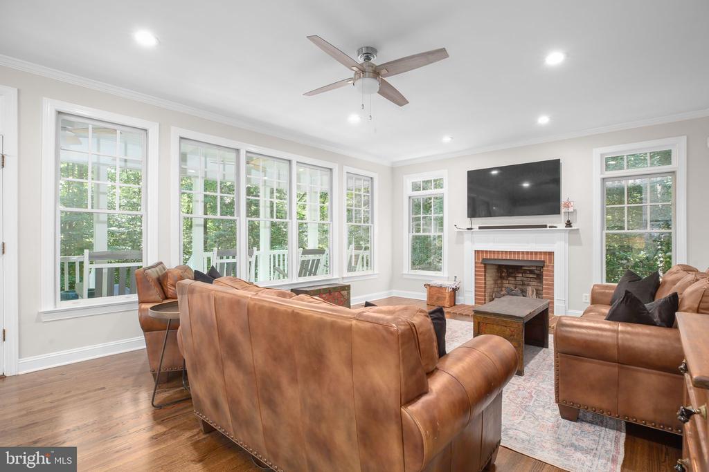 7217 BLOOMSBURY LN, SPOTSYLVANIA, Virginia 22553, 4 Bedrooms Bedrooms, ,2 BathroomsBathrooms,Residential,7217 BLOOMSBURY LN,VASP2043278 MLS # VASP2043278