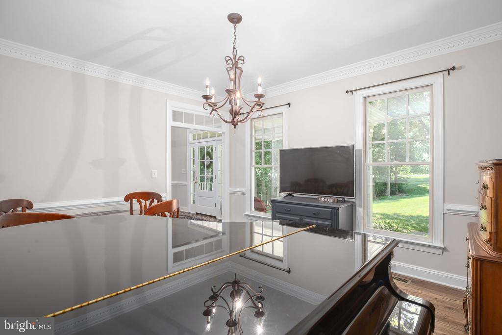 7217 BLOOMSBURY LN, SPOTSYLVANIA, Virginia 22553, 4 Bedrooms Bedrooms, ,2 BathroomsBathrooms,Residential,7217 BLOOMSBURY LN,VASP2043278 MLS # VASP2043278