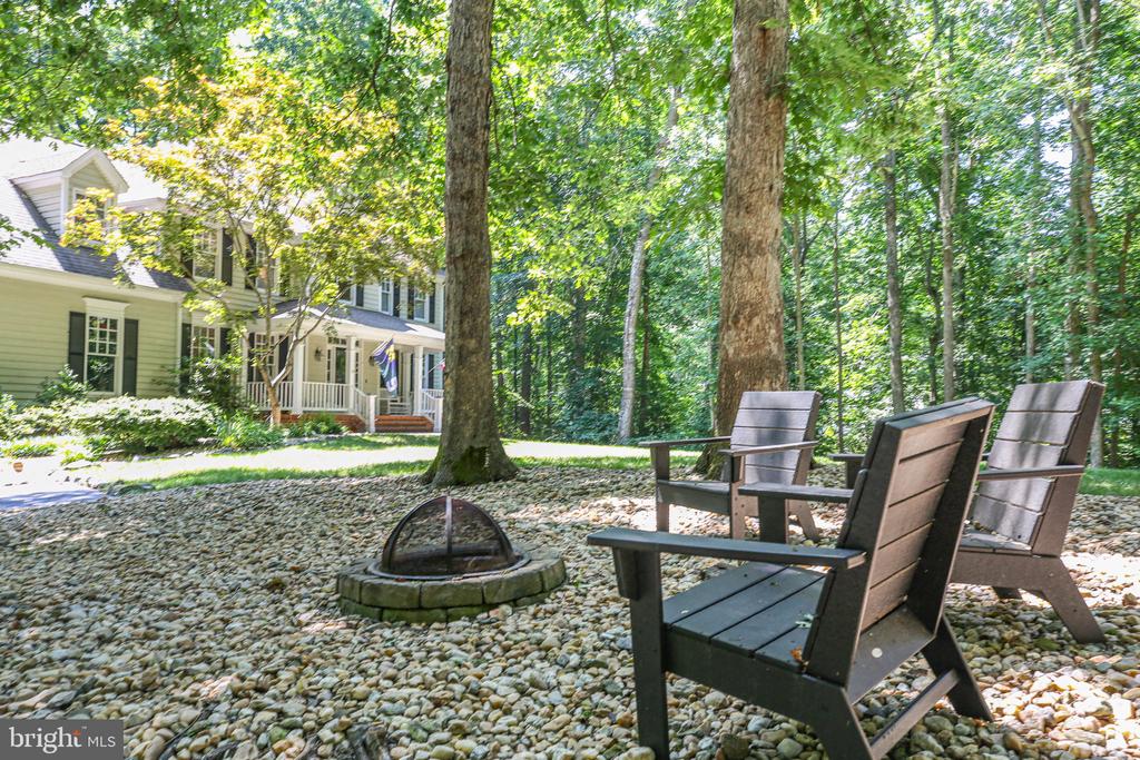 7217 BLOOMSBURY LN, SPOTSYLVANIA, Virginia 22553, 4 Bedrooms Bedrooms, ,2 BathroomsBathrooms,Residential,7217 BLOOMSBURY LN,VASP2043278 MLS # VASP2043278