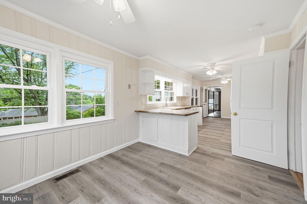 1138 OAKLAWN DRIVE, CULPEPER, Virginia 22701, 4 Bedrooms Bedrooms, ,3 BathroomsBathrooms,Residential,1138 OAKLAWN DRIVE,VACU2014274 MLS # VACU2014274 1138 OAKLAWN DRIVE, CULPEPER, Virginia 22701, 4 Bedrooms Bedrooms, ,3 BathroomsBathrooms,Residential,1138 OAKLAWN DRIVE,VACU2014274 MLS # VACU2014274