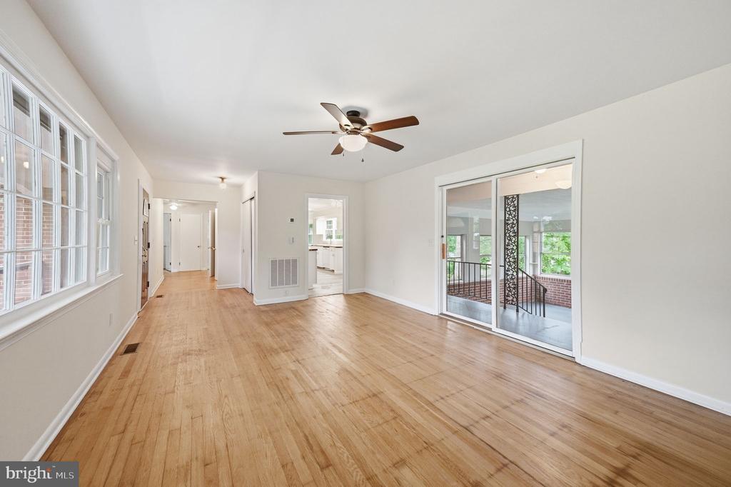 1138 OAKLAWN DRIVE, CULPEPER, Virginia 22701, 4 Bedrooms Bedrooms, ,3 BathroomsBathrooms,Residential,1138 OAKLAWN DRIVE,VACU2014274 MLS # VACU2014274 1138 OAKLAWN DRIVE, CULPEPER, Virginia 22701, 4 Bedrooms Bedrooms, ,3 BathroomsBathrooms,Residential,1138 OAKLAWN DRIVE,VACU2014274 MLS # VACU2014274