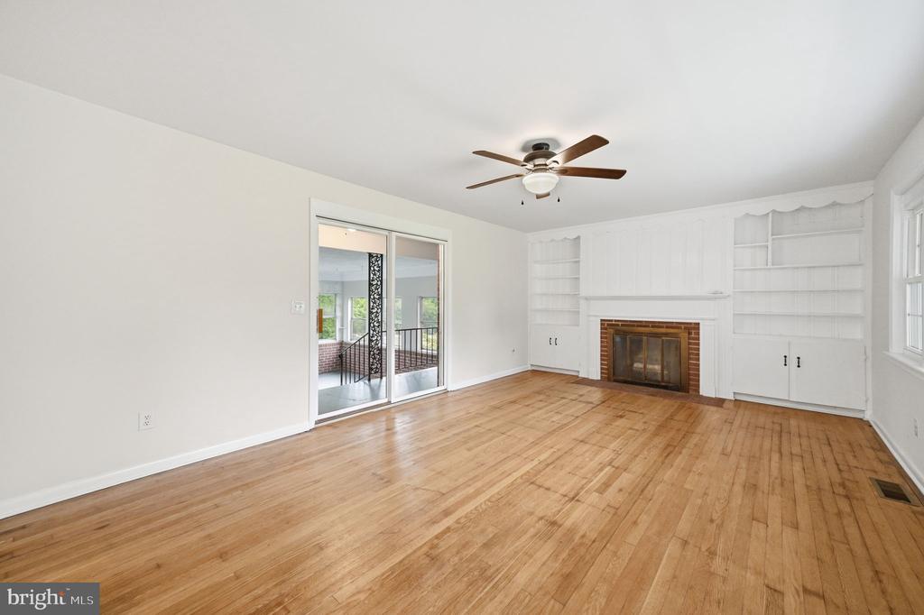 1138 OAKLAWN DRIVE, CULPEPER, Virginia 22701, 4 Bedrooms Bedrooms, ,3 BathroomsBathrooms,Residential,1138 OAKLAWN DRIVE,VACU2014274 MLS # VACU2014274 1138 OAKLAWN DRIVE, CULPEPER, Virginia 22701, 4 Bedrooms Bedrooms, ,3 BathroomsBathrooms,Residential,1138 OAKLAWN DRIVE,VACU2014274 MLS # VACU2014274