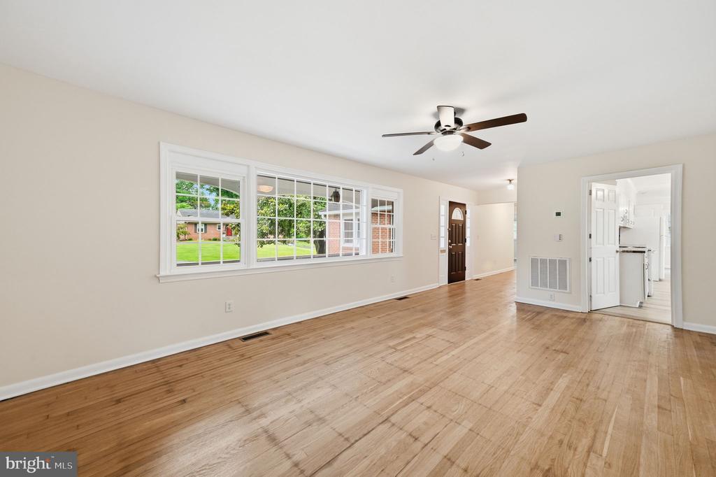 1138 OAKLAWN DRIVE, CULPEPER, Virginia 22701, 4 Bedrooms Bedrooms, ,3 BathroomsBathrooms,Residential,1138 OAKLAWN DRIVE,VACU2014274 MLS # VACU2014274 1138 OAKLAWN DRIVE, CULPEPER, Virginia 22701, 4 Bedrooms Bedrooms, ,3 BathroomsBathrooms,Residential,1138 OAKLAWN DRIVE,VACU2014274 MLS # VACU2014274