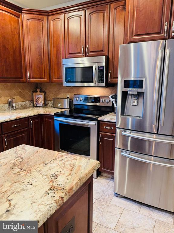 13611 PERIMETER DR, FREDERICKSBURG, Virginia 22407, 4 Bedrooms Bedrooms, ,3 BathroomsBathrooms,Residential,13611 PERIMETER DR,VASP2043400 MLS # VASP2043400 13611 PERIMETER DR, FREDERICKSBURG, Virginia 22407, 4 Bedrooms Bedrooms, ,3 BathroomsBathrooms,Residential,13611 PERIMETER DR,VASP2043400 MLS # VASP2043400