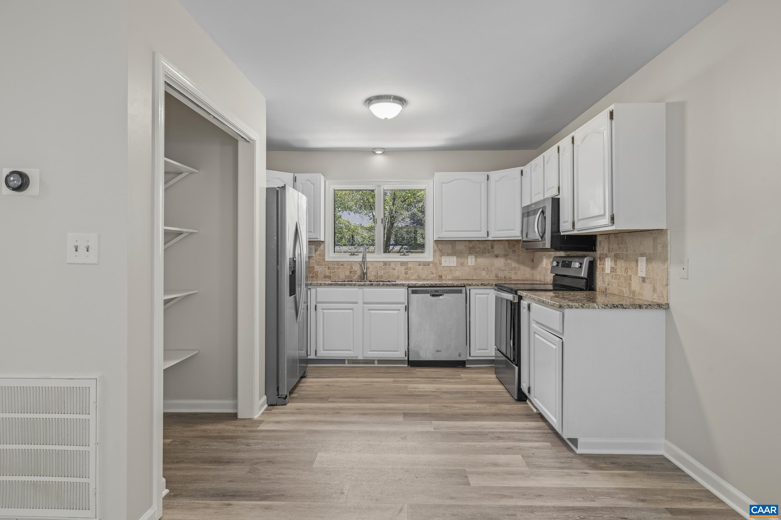 1 TALLWOOD TRL, PALMYRA, Virginia 22963, 3 Bedrooms Bedrooms, ,3 BathroomsBathrooms,Residential,1 TALLWOOD TRL,678911 MLS # 678911 1 TALLWOOD TRL, PALMYRA, Virginia 22963, 3 Bedrooms Bedrooms, ,3 BathroomsBathrooms,Residential,1 TALLWOOD TRL,678911 MLS # 678911